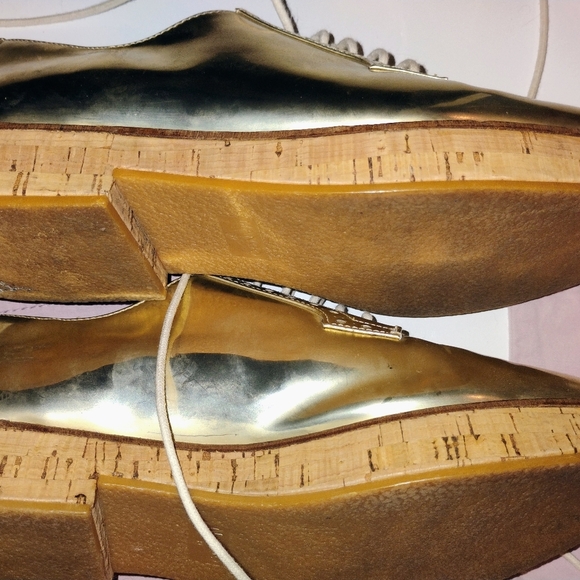 Women's Shiny Gold Mango Shoes Lace Up Cork Soles Size 39 - Picture 12 of 12